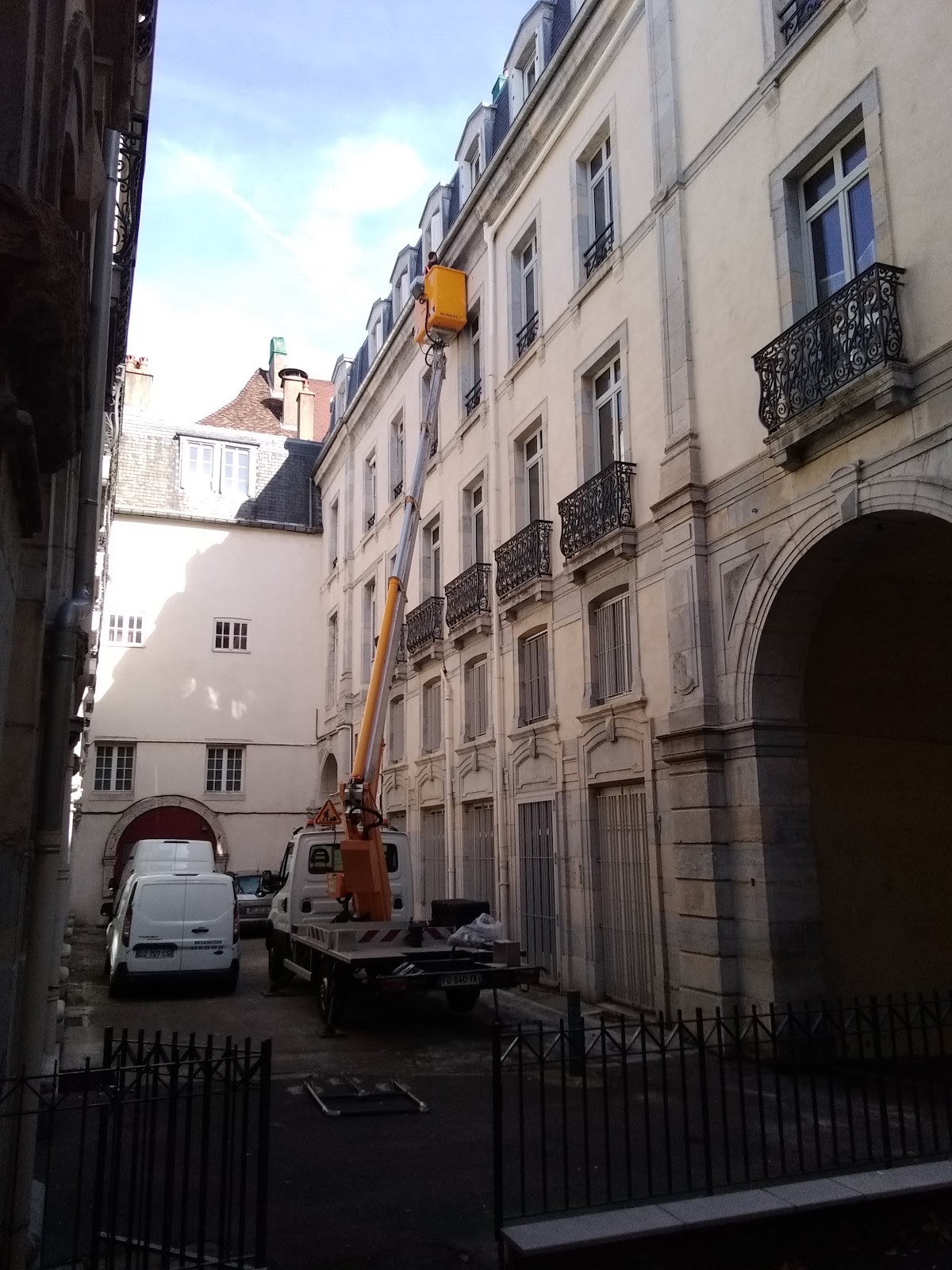 SAS Migh 25, Maintenance Immobilière Générale de l'Habitat