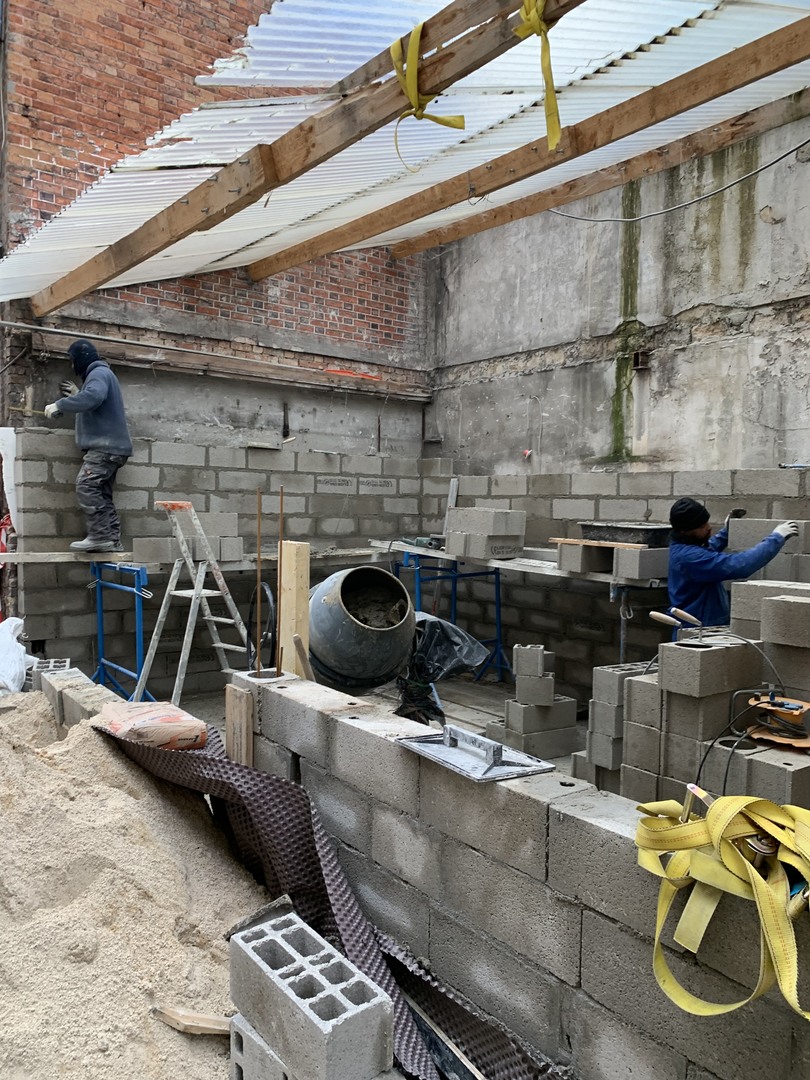 ROCHA BAT HOME BUILDING