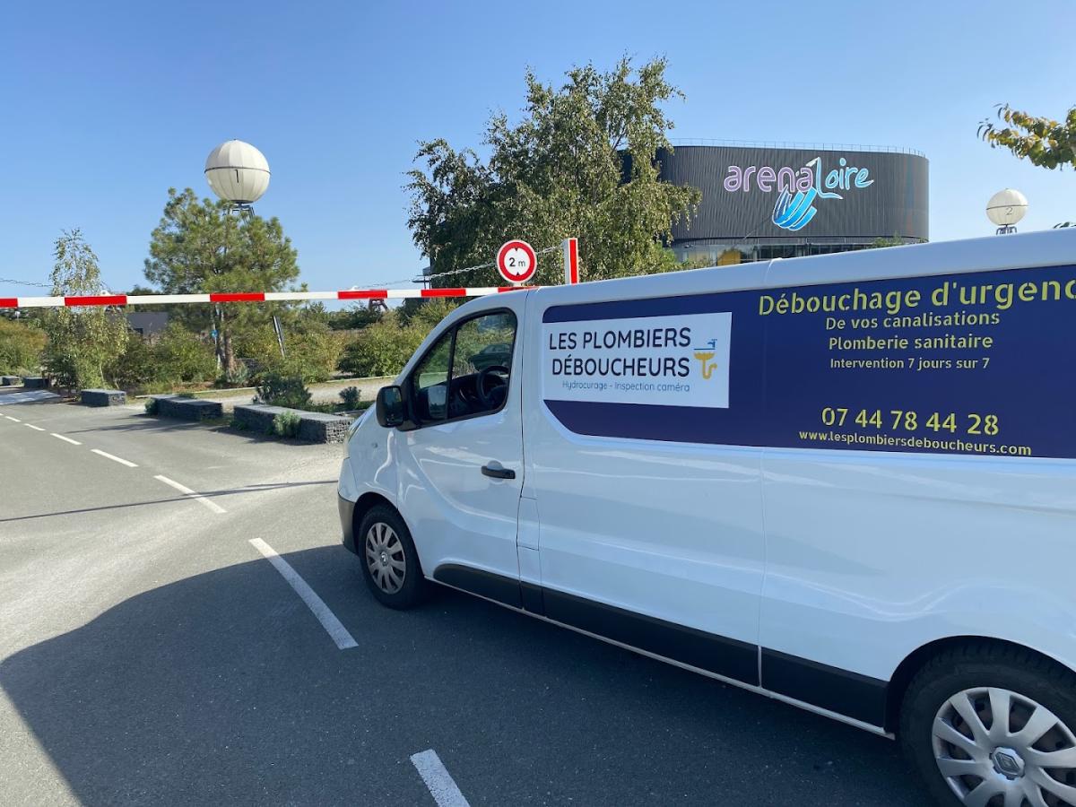 Les plombiers déboucheurs