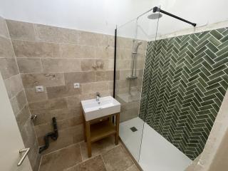 Plombier Entreprise Certaines 0